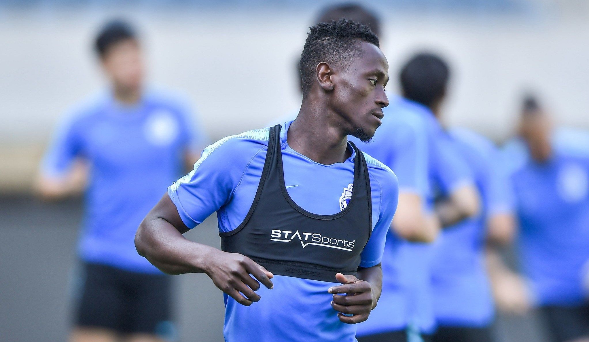 加时末段体能课后，莱比锡复出首秀备战中超，话题不断，训练强度明显提升(美国制裁中兴事件始末)